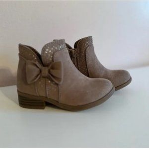 Jumping Beans Booties